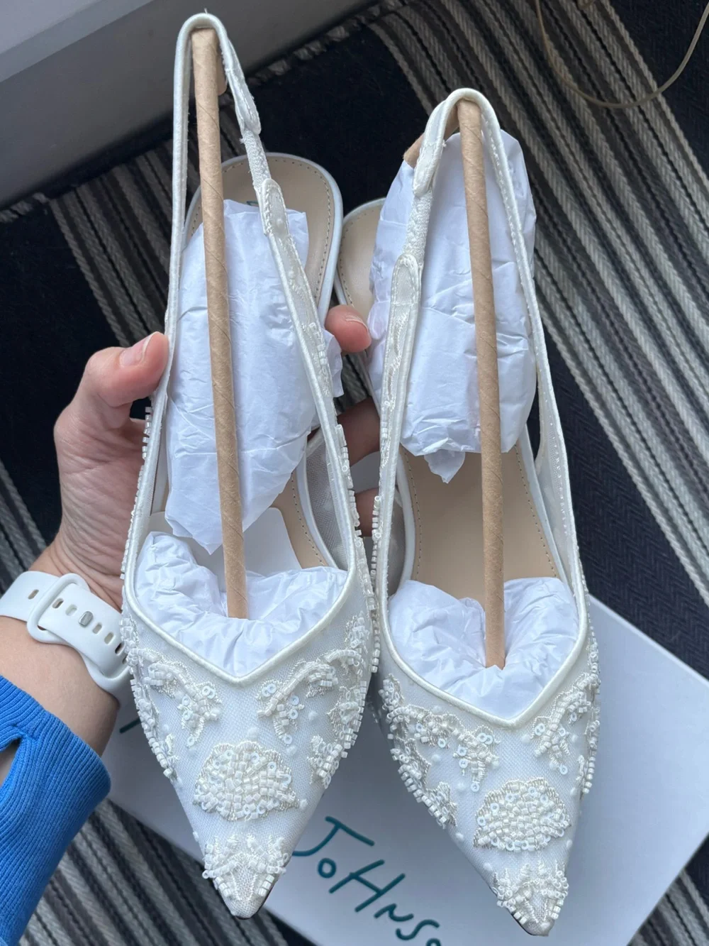 Betsey Johnson Bridal Slingback Pointed Toe Heels in Ivory - Picture 2 of 3